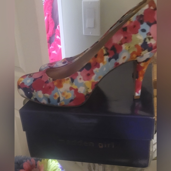 Madden shoes - Picture 2 of 3